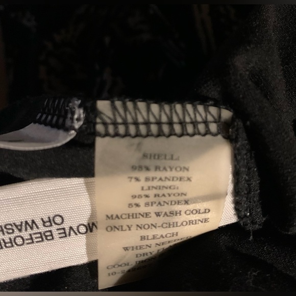 Ann Taylor dress, sleeveless, pre-loved but in good condition - Picture 8 of 8